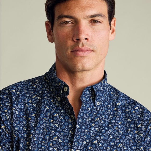 Charles Tyrwhitt Men's Blue Floral Short Sleeve Button Down Shirt - Picture 3 of 5